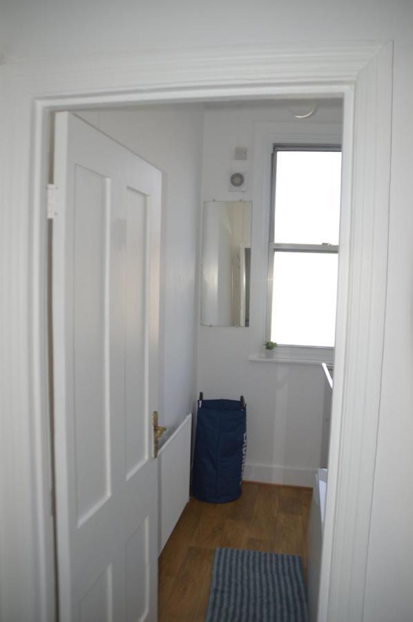 Two Bedroom Apartment In London Eksteriør billede
