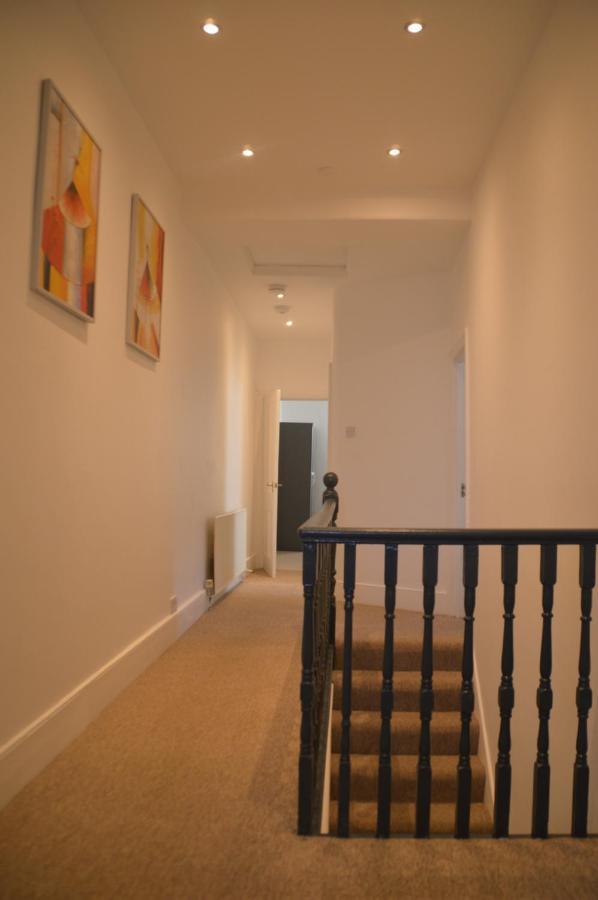Two Bedroom Apartment In London Eksteriør billede