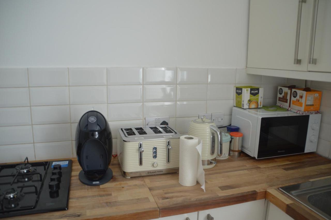 Two Bedroom Apartment In London Eksteriør billede